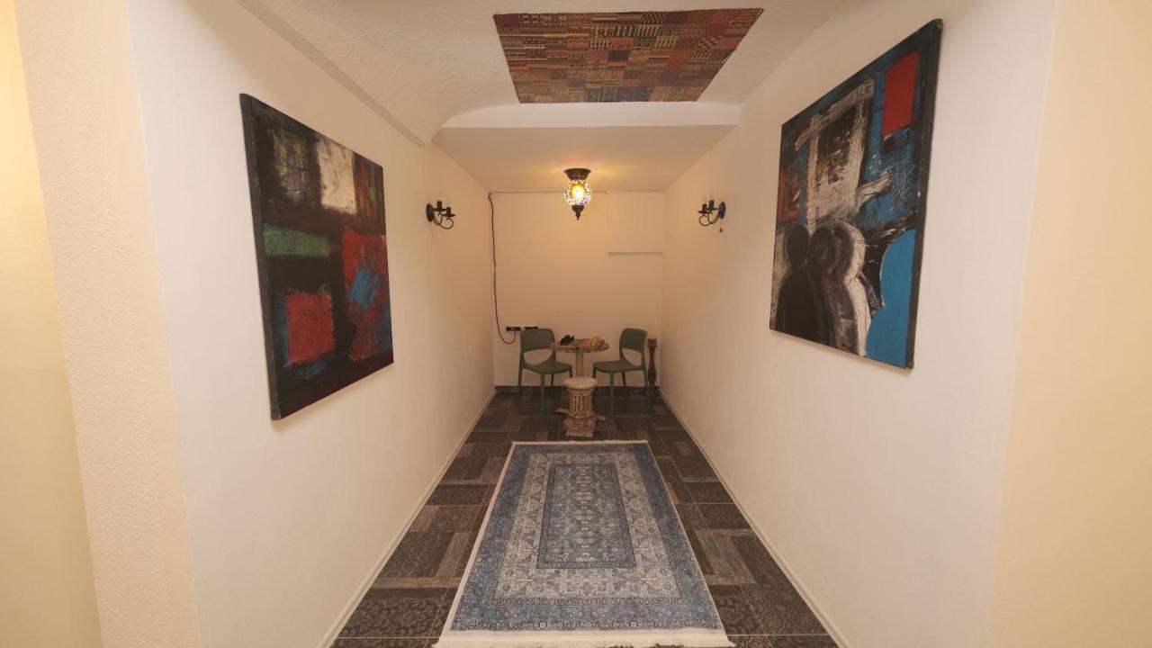 Hostel Dera Priştine Dış mekan fotoğraf